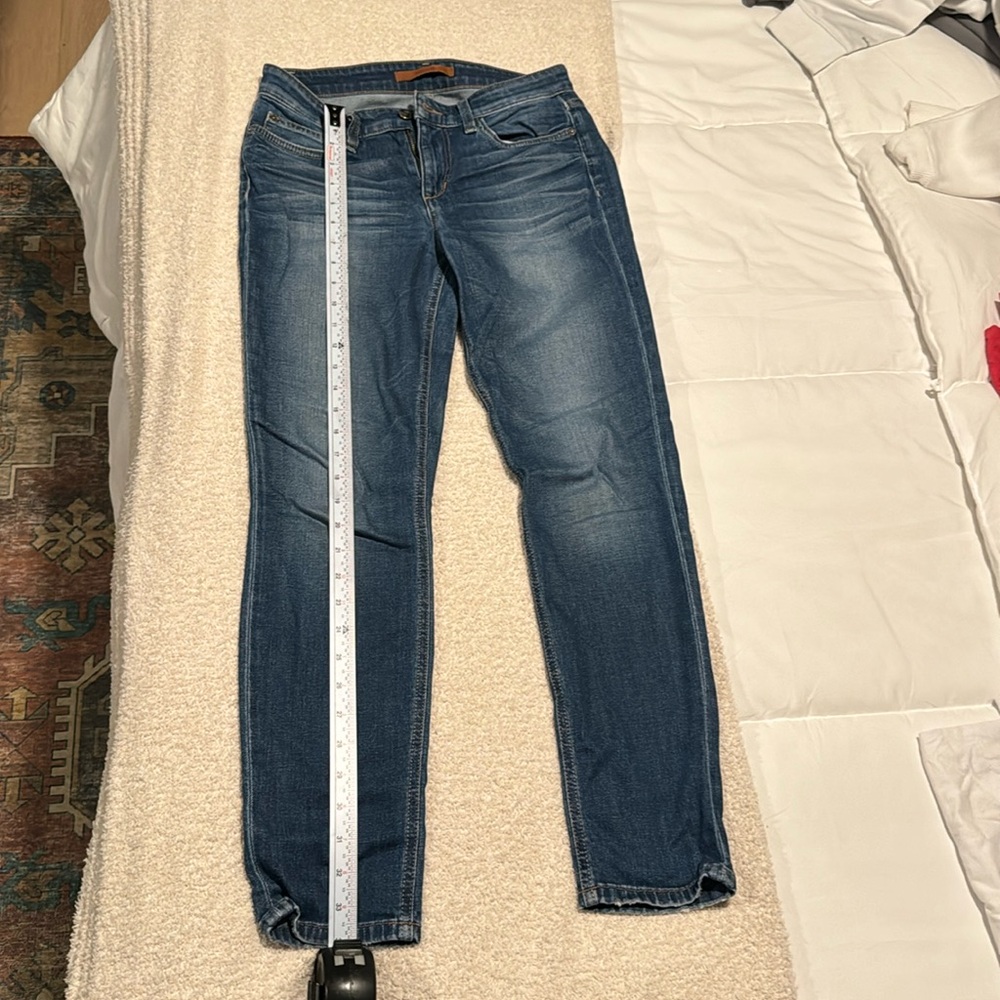 Joe’s jeans.  Women’s size 26